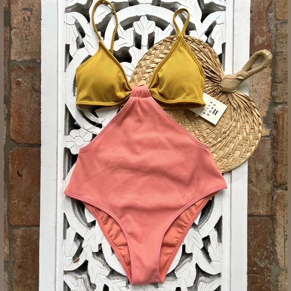 🔥🔥BILLABONG Hi Life Freya One Piece Swimsuit - Picture 4 of 15